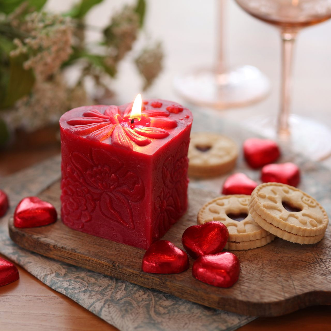 Beeswax Heart Pillar Candle - Thumbnail 2