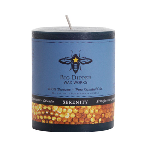 Beeswax Aromatherapy Pillar Candle, Medium, Serenity – colored beeswax pillar with honeycomb bee label band, front view