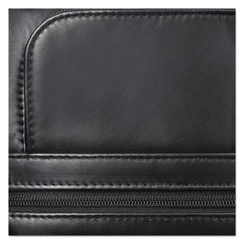 Classic Leather Rolling Case, 15.6", 16 7/10" X 7" X 13", Black Classic Leather Rolling Case, 15.6", 16 7/10" X 7" X 13", Black