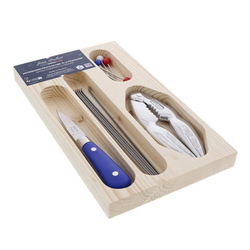 Seafood set in paris colors.