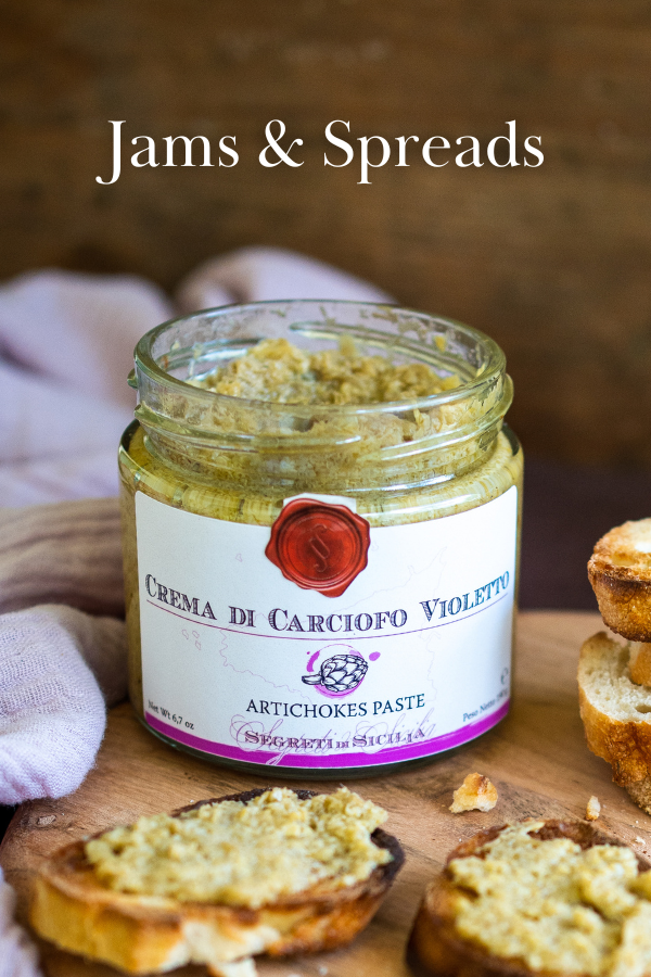 Discover Frantoi Cutrera’s range of authentic Sicilian sauces, made with traditional recipes and the finest ingredients. From rich tomato sauces to flavorful pesto, these gourmet products bring the vibrant tastes of Sicily to your kitchen, perfect for enhancing your pasta dishes and more.