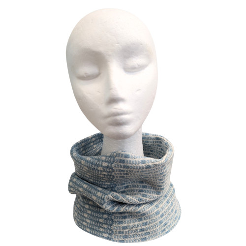 The Pips Design Cowl by Olive Pearson