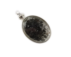 32x42mm Smoky Quartz Chips In Oval Glass Pendant 32x42mm Smoky Quartz Chips In Oval Glass Pendant