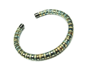 Beige Hematite Fashion Cuff Bracelet Beige Hematite Fashion Cuff Bracelet