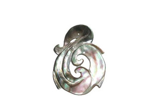 32x44mm Black Sea Shell Carved Wave Pendant