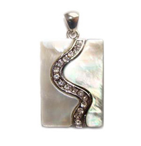 25x35mm Black And White Shell Rectangle Pendant 25x35mm Black And White Shell Rectangle Pendant