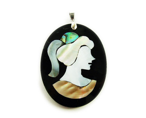 45x55mm Multi Shell Lady Face Oval Pendant