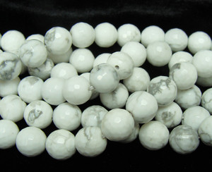 12mm White Howlite Faceted Round Beads 12mm White Howlite Faceted Round Beads