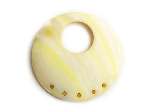 58mm Mother Of Pearl Shell Round Pendant