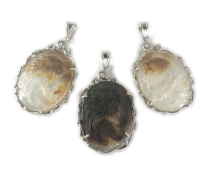 35x50mm Black Sea Shell Cameo Pendant With Fancy Frame