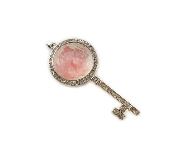 32x74mm Rose Quartz Chips With Cz And Metal Key Pendant