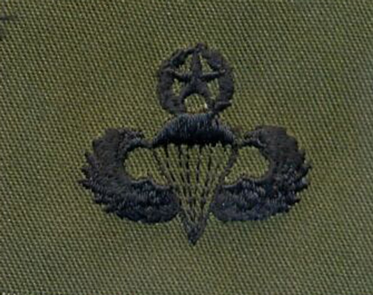 COMBAT INFANTRY 1ST AWARD EMBROIDERED WITH BLACK THREAD ARMY EMBROIDERED BADGE