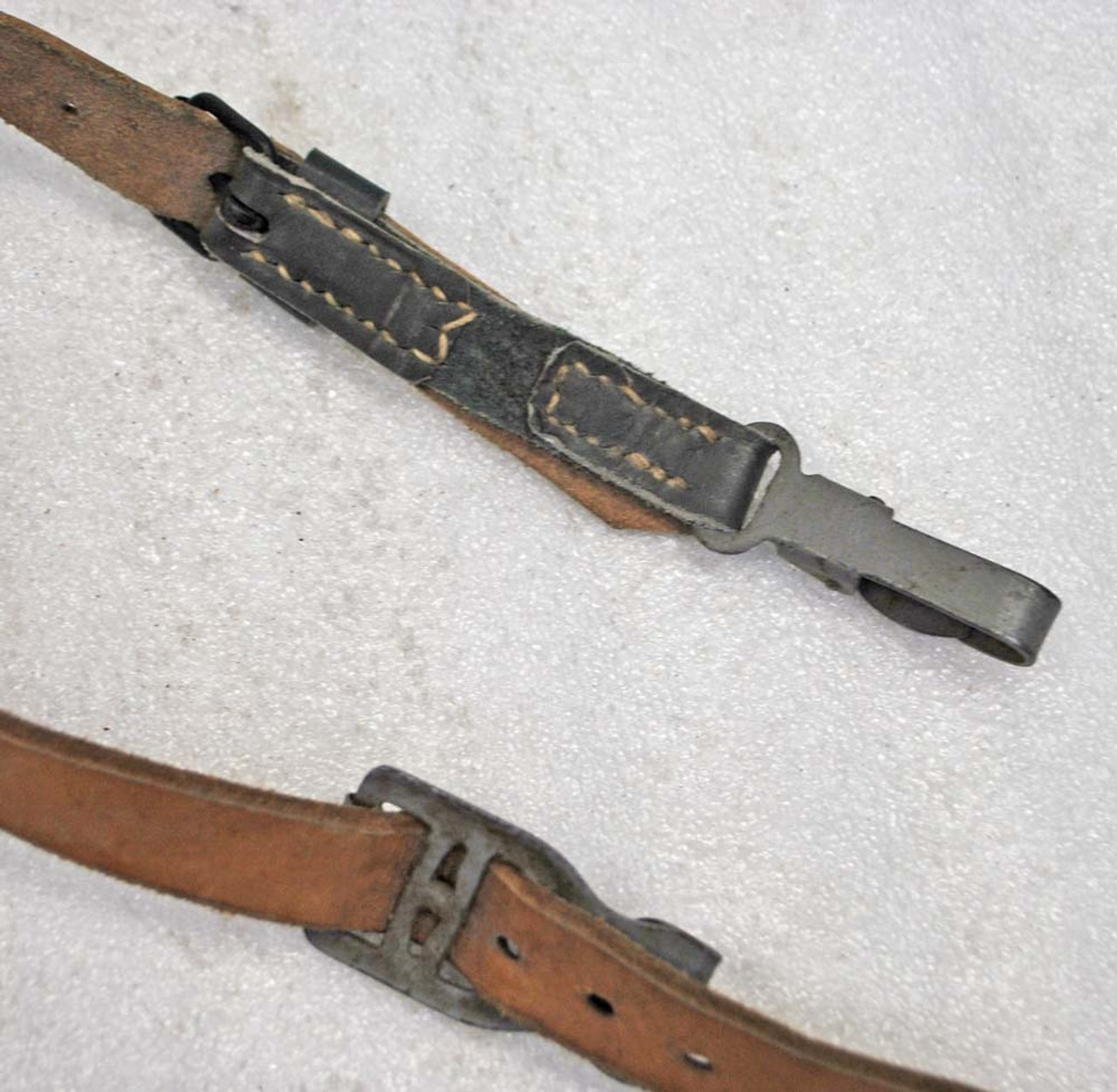 Early Post War Czech Army Y-Straps from Hessen Antique