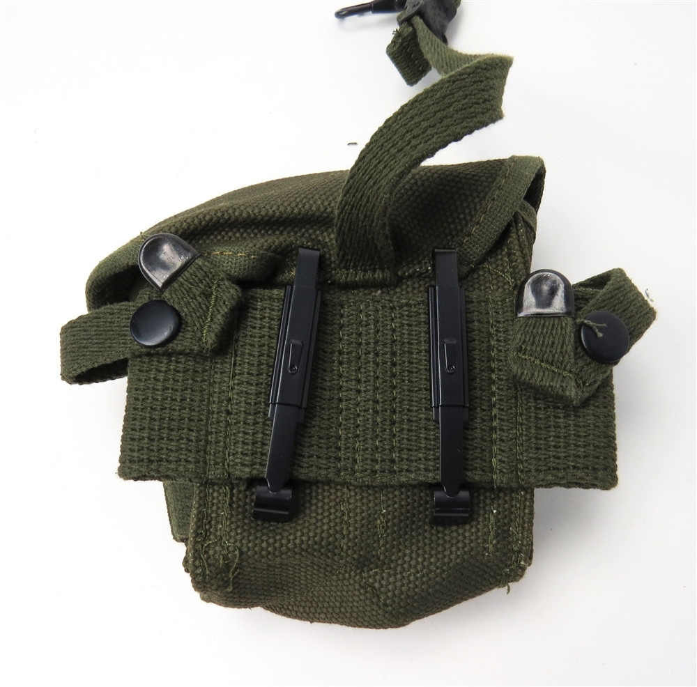 Repro Vietnam Era US Army M-56 M16A1 Ammo Pouch - Newfrom Hessen