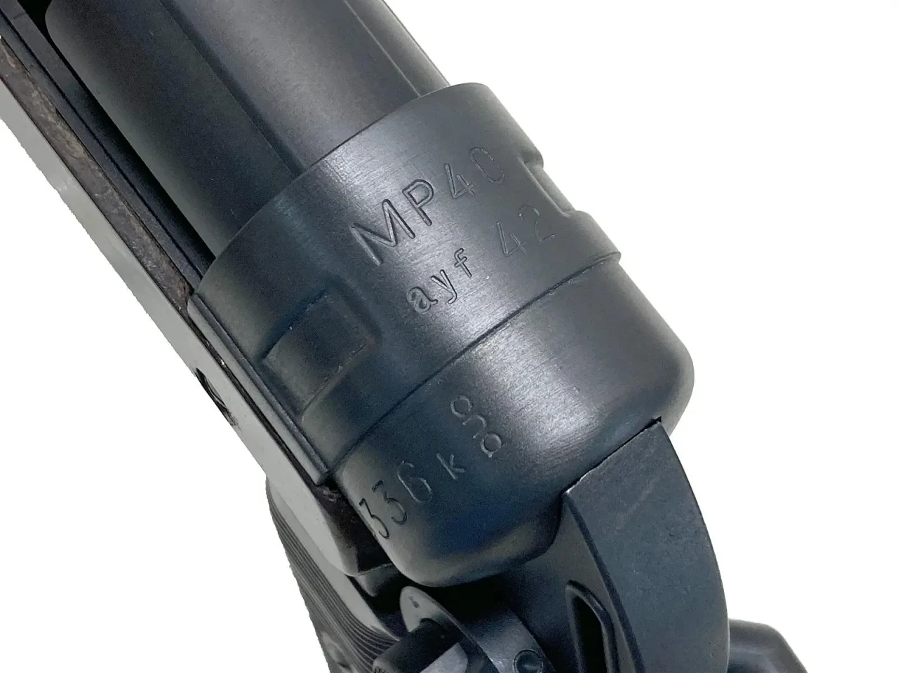 Replica MP40 (Shoei display model)