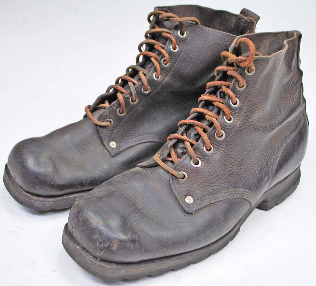 WWII Swedish Army Brown Low Boots With Rubber Soles - Size 11