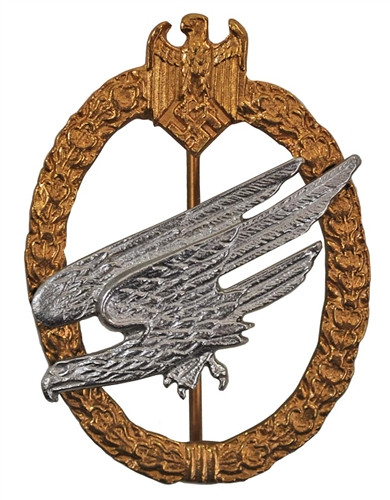 Army Parachutist Badge from Hessen Antique