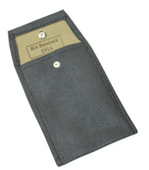 Soldbuch Pouch