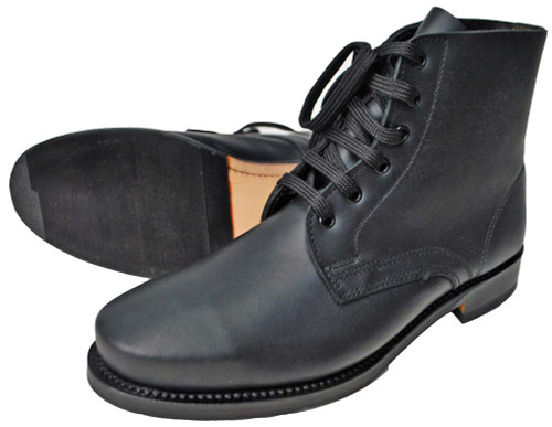 Black Low Boots With Non-Skid Soles - Size: 43(10)