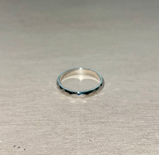 Elegant Silver Ring