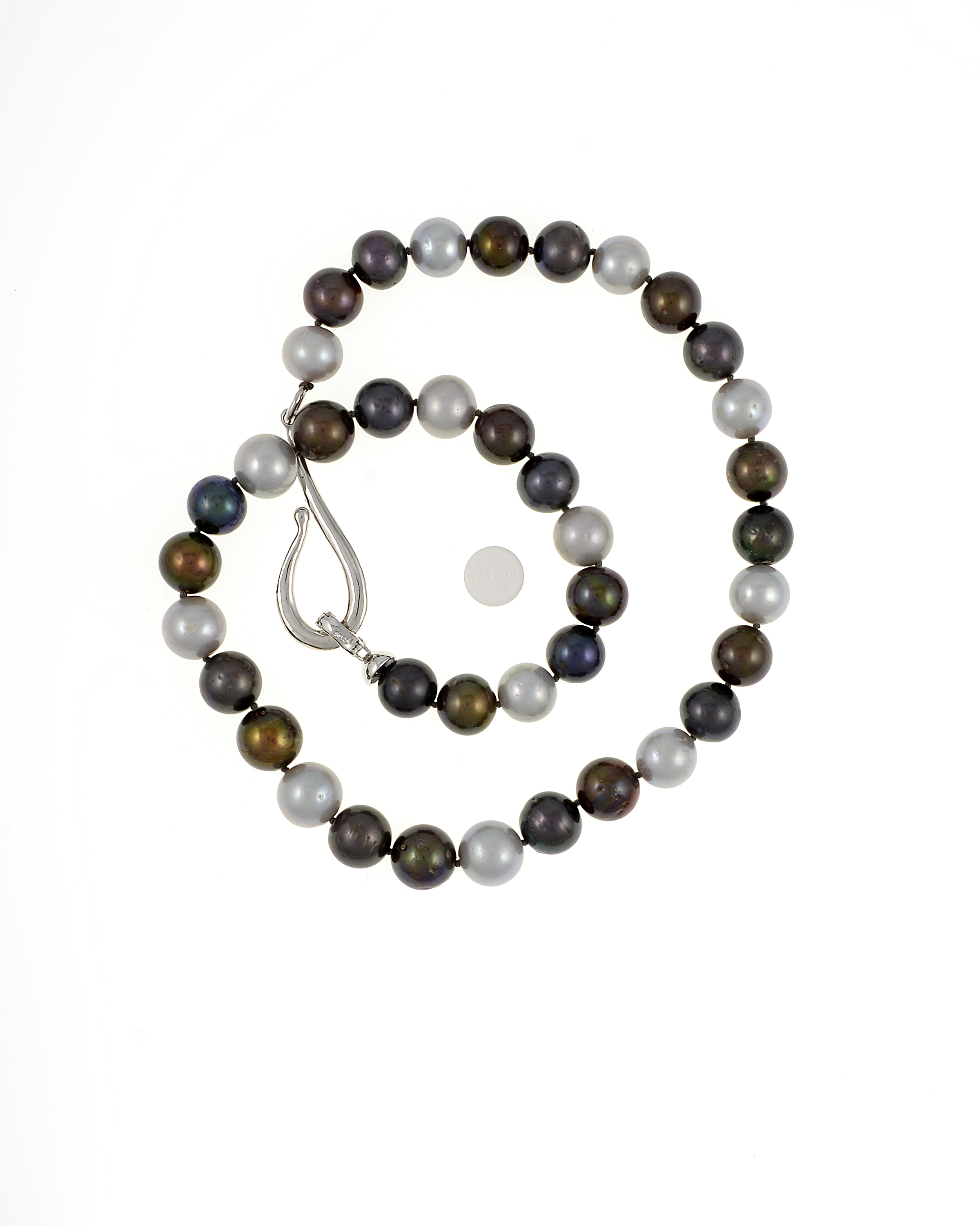 How big are 10 mm freshwater pearls?