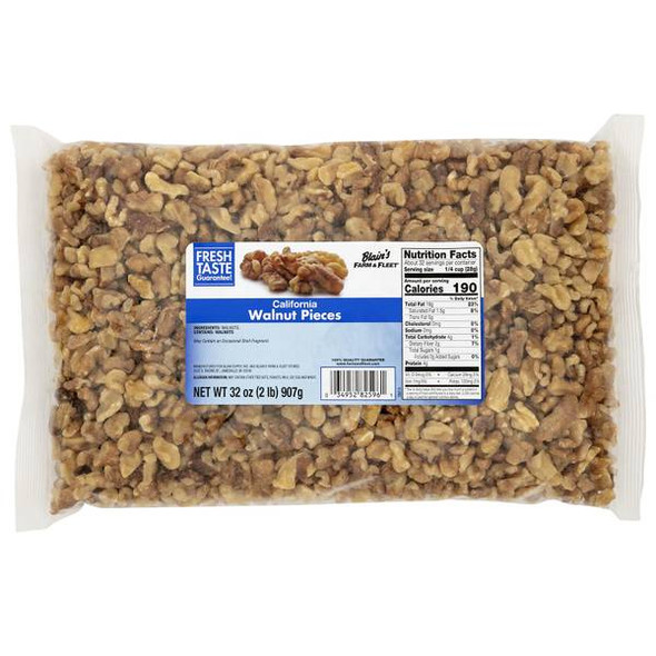 Blain's Farm & Fleet 32 oz California Walnut Pieces