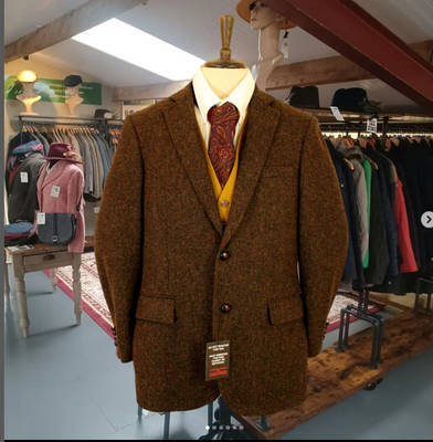 ​Fall in Love with Tweed Jackets and Blazers This Season