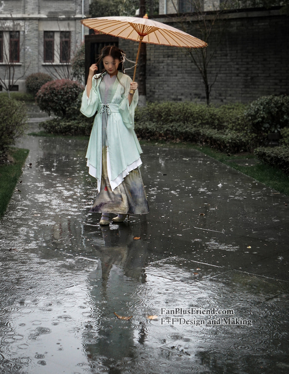 SALE: Vintage/Lolita Fashion Kimono Jacket Irregular Length