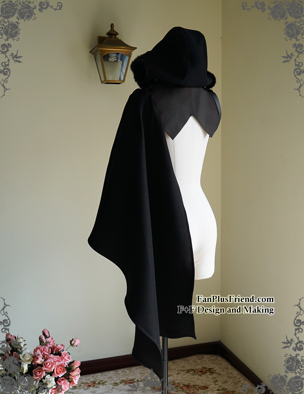 The Whale Bones Bay-The Watchman, Gothic Punk Retro Pirate Fashion Hooded  Black Single Shoulder Mantle Lady's One Shoulder Mantle