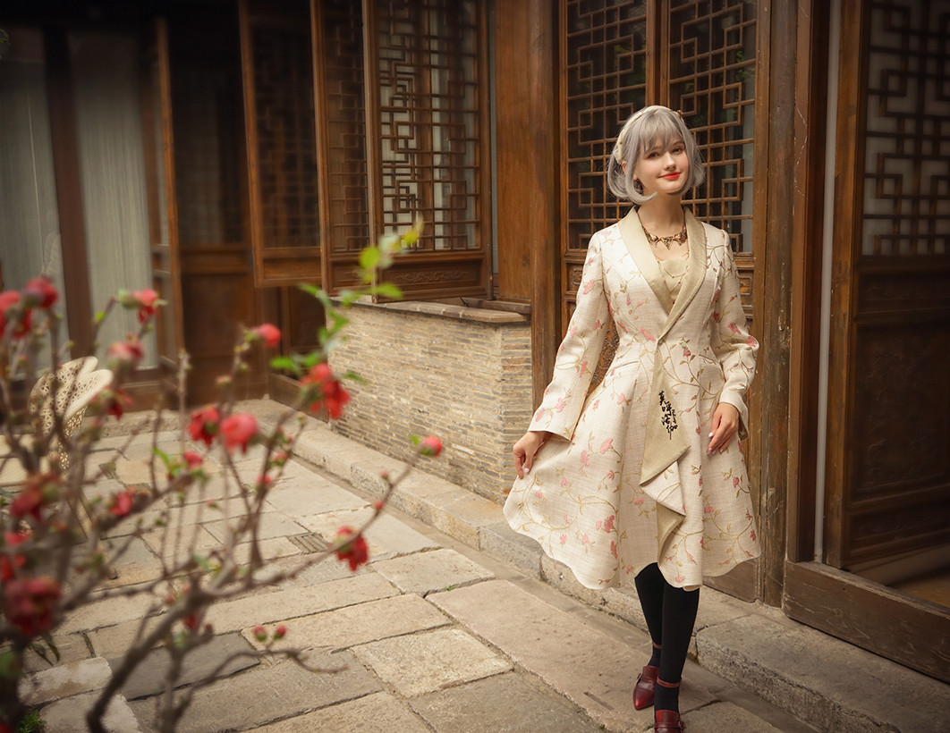 Louren flower mole jacquard coat louren flower mole jacquard coat
