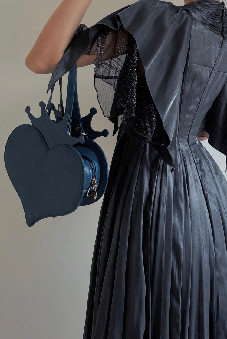 No. 17, Gothic Lolita Fashion Handcrafted Heart Shape Bag Handbag