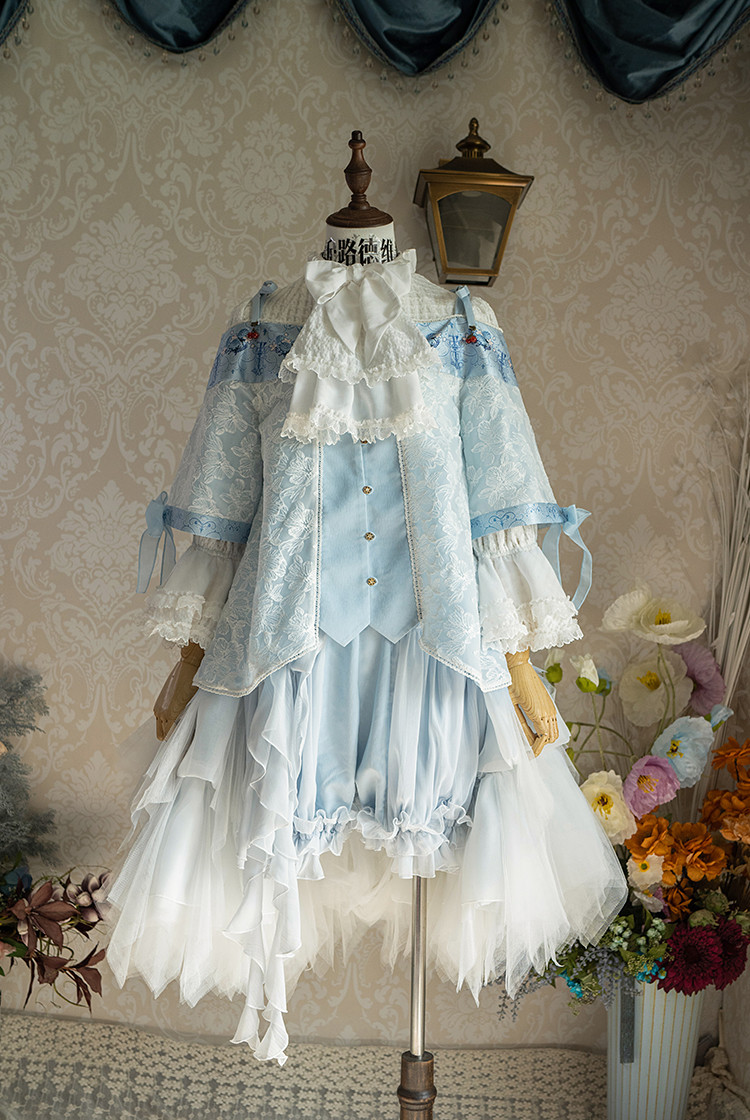 Berry Scent, Lolita Fashion Deluxe Chic Tiered Handmade Tulle