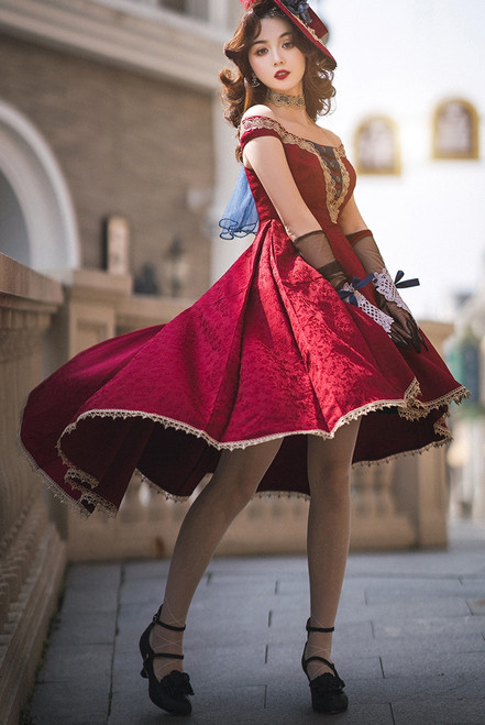 Model Show (Burgundy Ver.)
(hat: P00753, petticoat: UN00019, UN00026N)