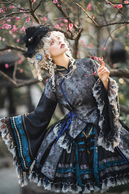 Model Show (Metallic Grey Jacquard Ver.)
(skirt: SP00245)
*other items in picture, NOT for sale. Model Show (Metallic Grey Jacquard Ver.)
(skirt: SP00245)
*other items in picture, NOT for sale.