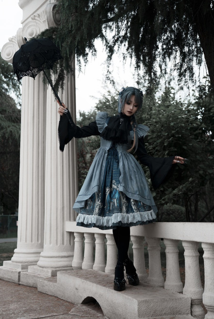 Model Show (Bluish Grey Ver.)
(headdress: P00844, blouse: TP00086N, skirt: SP00165N)
*other items in picture, NOT for sale.