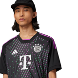 GORETZKA #8 Bayern Munich 23/24 Stadium Men's Away Shirt