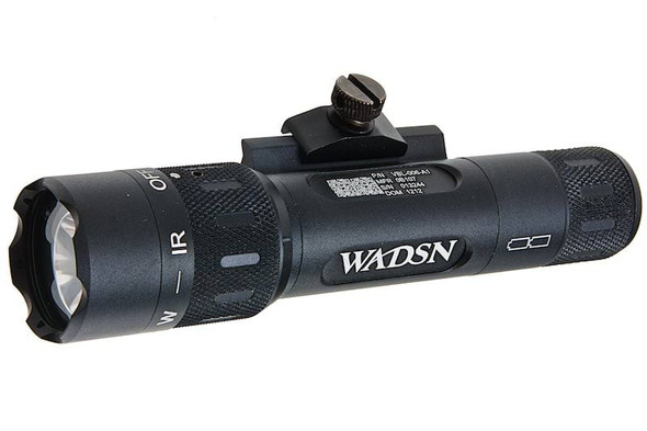 WADSN WMX200 Flashlight / Weapon Light with Switch - Black