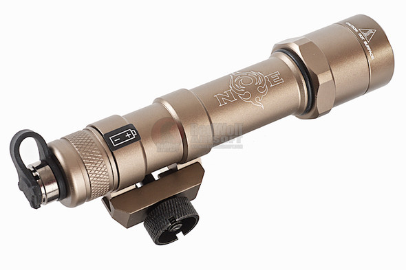 Night Evolution M600B Mini Scout Light - DE