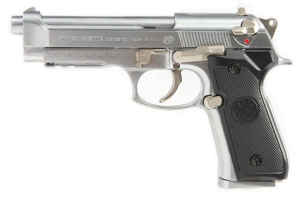 Blackcat Airsoft 1/2 Scale Mini Model Gun M92F (Shell Ejection) - Silver