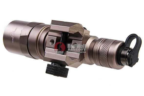 Night Evolution M300AA Mini Scout Light - DE
