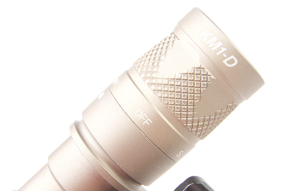 Blackcat Airsoft M323V Tactical Flashlight - Tan