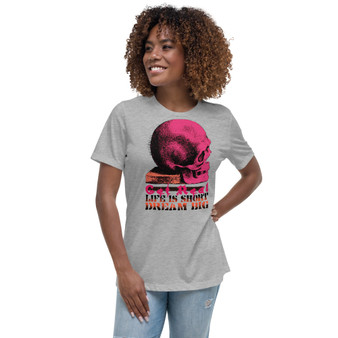 Da Vinci Dream Big Pink Skull Women's Relaxed T-Shirt fashion