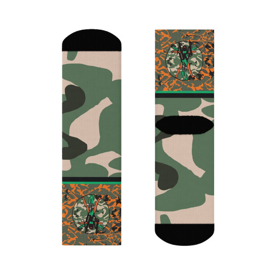 on sale fashionable Leonardo da Vinci Vitruvian Man army green orange camouflage art socks by Neoclassical Pop Art online brand store 