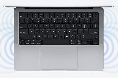 The refurbished 2021 Macbook Pro with 14-inch Retina display incorporates three studio-quality mics.