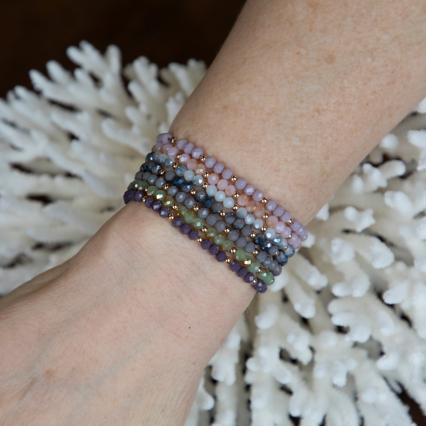 Bracelets Set x 7 - Gold Feature Bead