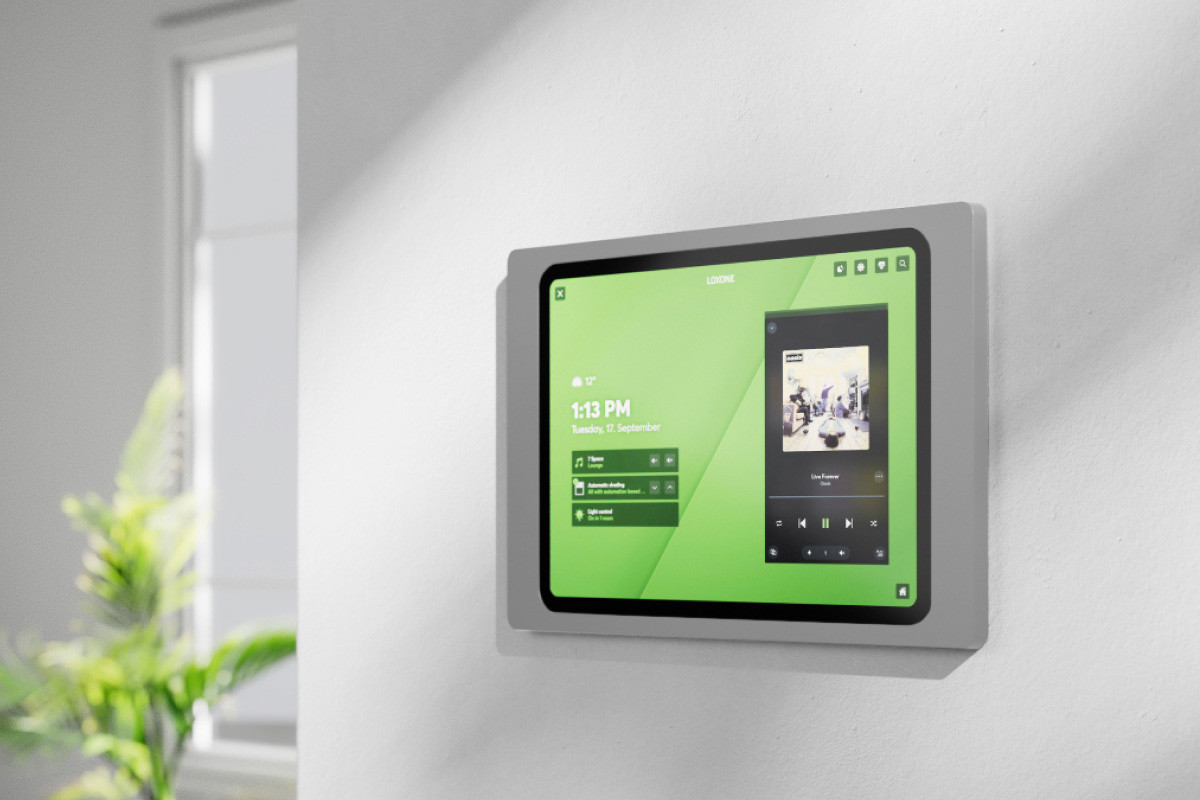 iPad Wallmount 10.9" Silver