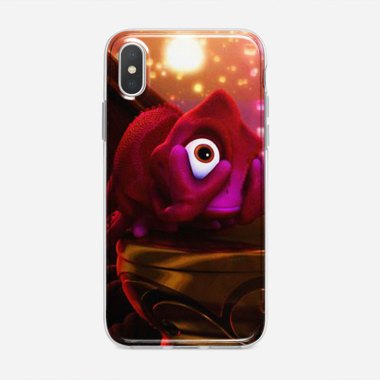 Tangled Flynn  Rapunzel And Pascal iPhone XS Max Case