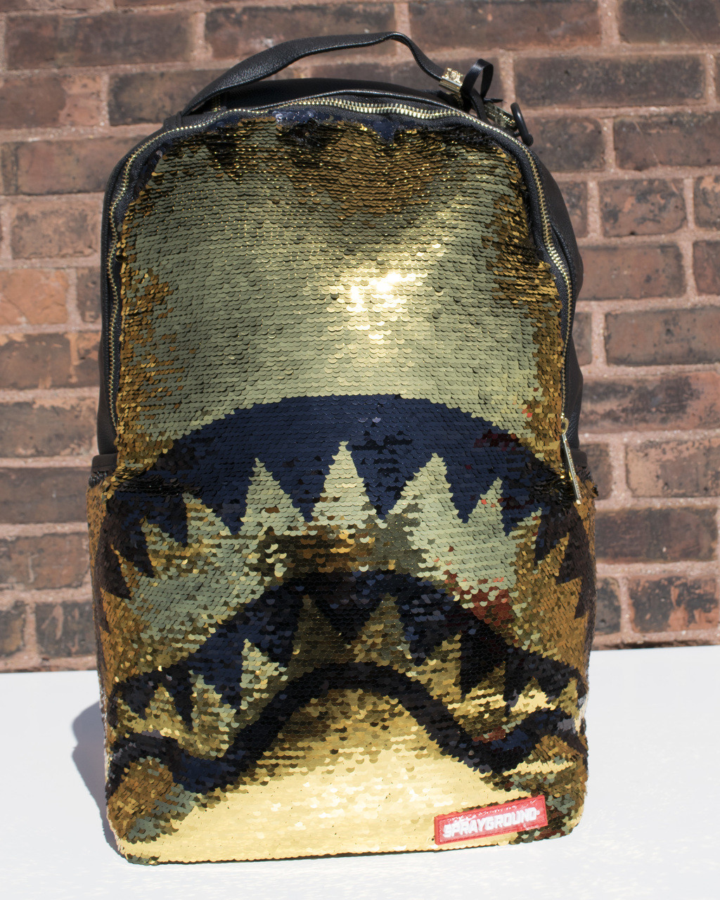 GOLD SEQUIN SHARK BACKPACK - BLACK/GOLD