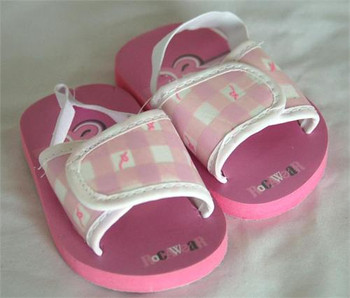 Rocawear Pink Plaid Baby Sandals