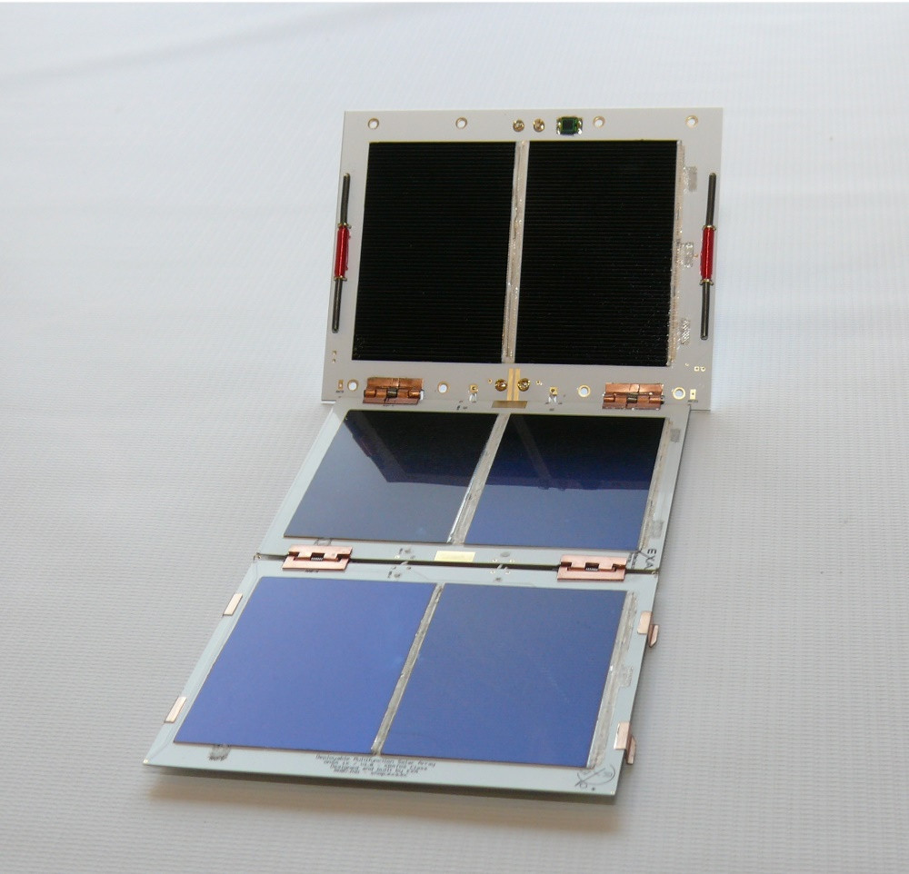 ia Satellites［カセット］ DMSA Deployable Multifunction Solar Array - EXA - SmallSat Catalog